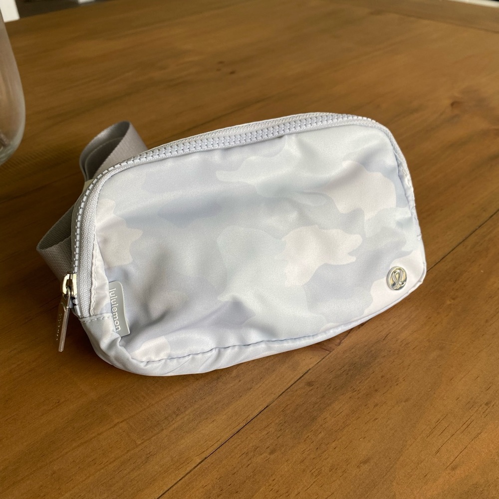 Grey Camo Brand New with Tags sold out Lululemon Belt bag